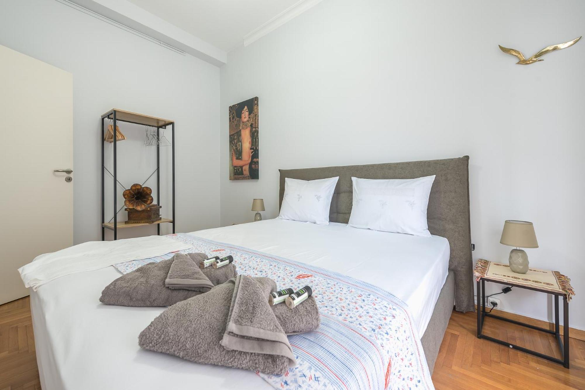 Apartamento Andromar In The Heart Of Kolonaki Atenas Exterior foto